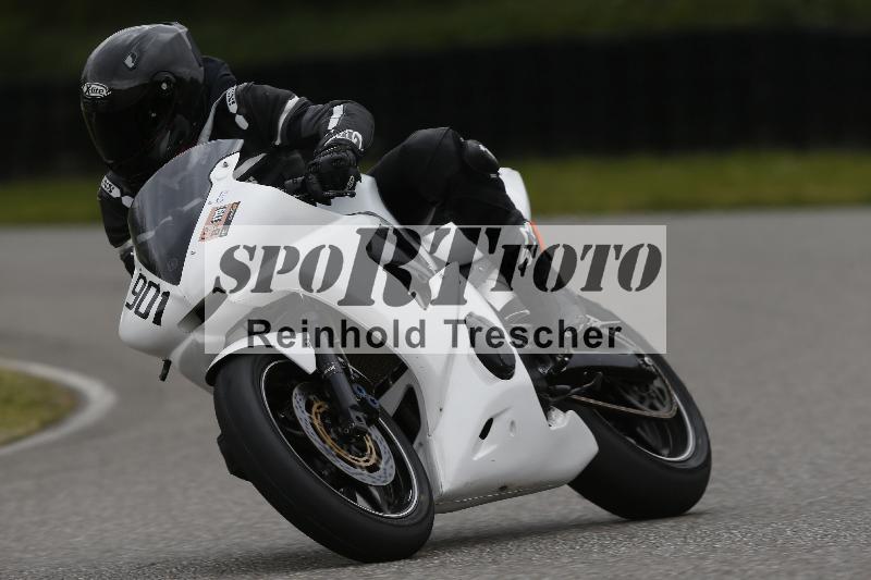 /Archiv-2024/13 22.04.2024 Plüss Moto Sport ADR/Freies Fahren/901